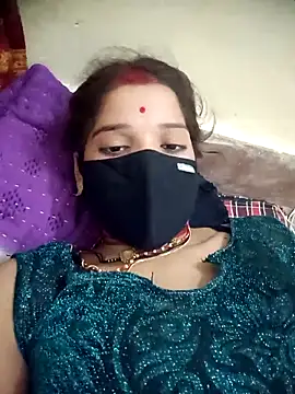 Snapshot of Mahek_love143 chatting on May 23, 2026, 2:43 pm Mahek love143 online show from May 23, 2026, 2:43 pm