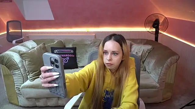 Luchi Sun online show from November 27, 2025, 11:12 am