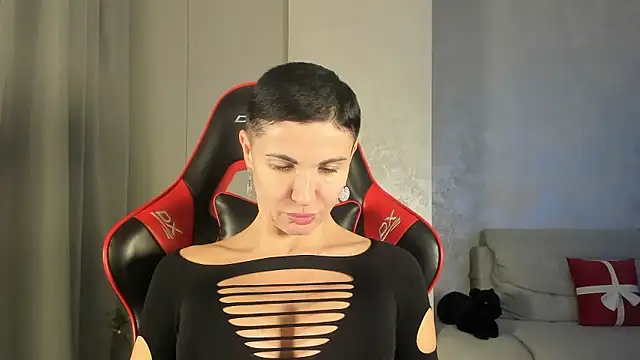 Angel iam online show from January 14, 2026, 6:24 pm