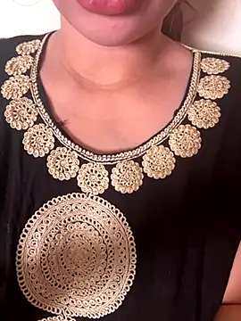 Snapshot of Laila-sexi chatting on November 20, 2025, 1:55 pm Laila-sexi online show from November 20, 2025, 1:55 pm