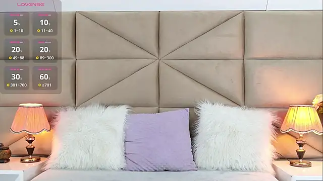 MayaDeLuca online show from October 2, 2025, 8:16 pm