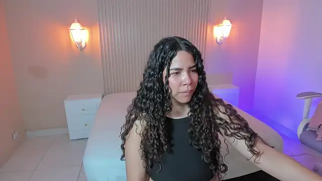 AshlyViper9 online show from October 21, 2025, 3:40 am