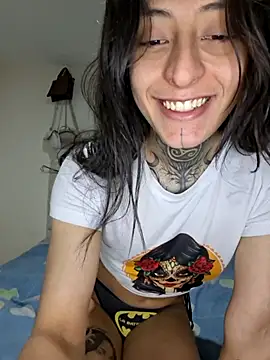 Harley Miller  online show from October 8, 2025, 11:08 am