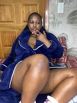 Bellabootie online show from April 22, 2026, 8:43 pm