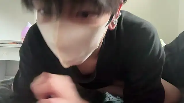 tora3220 online show from February 15, 2026, 5:26 am