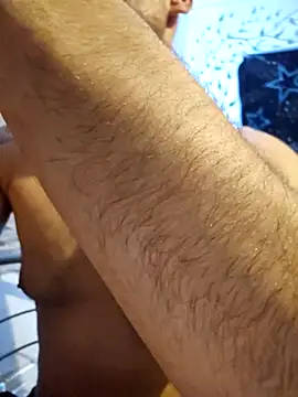 Ando1992 online show from December 16, 2025, 9:42 pm