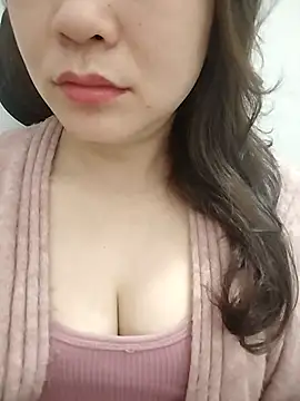 Girl Shy2000 online show from February 15, 2026, 10:50 pm