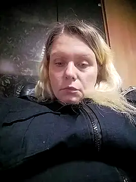 Fiona696 online show from October 12, 2025, 10:09 pm