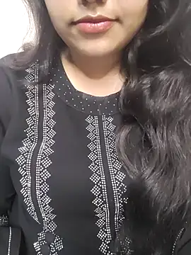 Miss Rose   online show from October 16, 2025, 6:31 pm