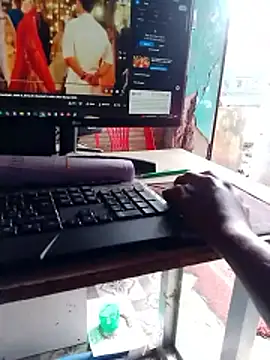 Snapshot of LesserUpset chatting on November 2, 2025, 3:42 am LesserUpset online show from November 2, 2025, 3:42 am