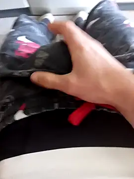 ruiiizz online show from April 6, 2026, 9:43 am