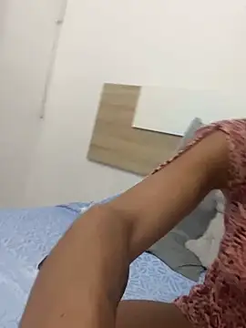 Snapshot of Naomi24herr chatting on September 24, 2025, 9:29 pm Naomi24herr online show from September 24, 2025, 9:29 pm