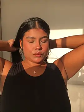 Snapshot of AnaBrowmn chatting on October 15, 2025, 12:05 pm AnaBrowmn online show from October 15, 2025, 12:05 pm