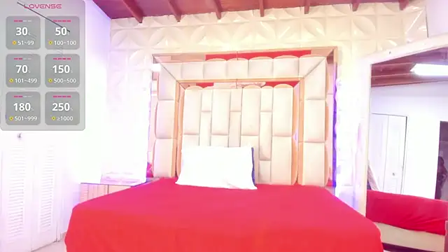 Sarah Adamss online show from March 1, 2026, 12:18 pm