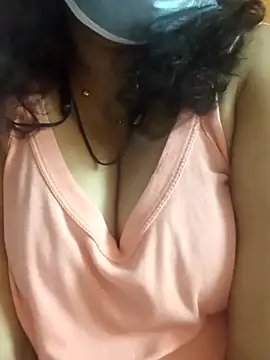 Snapshot of miss_kheyali chatting on October 6, 2025, 8:06 pm miss kheyali online show from October 6, 2025, 8:06 pm