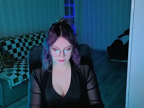 violet-siren-x online show from May 10, 2026, 2:22 pm