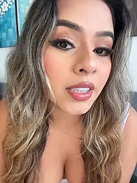 Snapshot of itsdanividarte chatting on November 25, 2025, 9:37 pm itsdanividarte online show from November 25, 2025, 9:37 pm