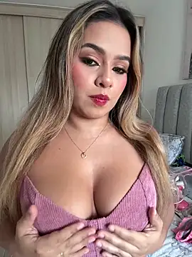 Snapshot of itsdanividarte chatting on February 5, 2026, 9:30 pm itsdanividarte online show from February 5, 2026, 9:30 pm