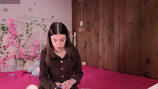 Snapshot of TawanaWalleck chatting on November 4, 2025, 8:24 am TawanaWalleck online show from November 4, 2025, 8:24 am