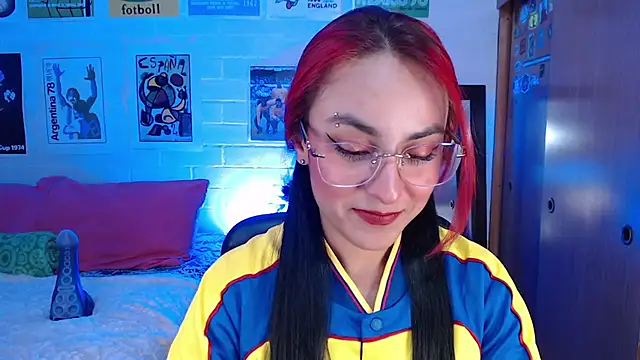 Snapshot of Amy66 chatting on July 4, 2026, 1:01 am Amy66 online show from July 4, 2026, 1:01 am