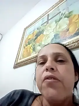 Snapshot of Crisribeiro chatting on October 2, 2025, 12:50 am Crisribeiro online show from October 2, 2025, 12:50 am