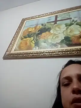 Snapshot of Crisribeiro chatting on October 15, 2025, 2:33 am Crisribeiro online show from October 15, 2025, 2:33 am