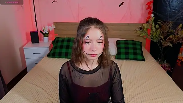  Amelia Shine  online show from October 16, 2025, 11:00 am