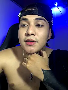 Snapshot of loki32men chatting on October 23, 2025, 4:01 am loki32men online show from October 23, 2025, 4:01 am