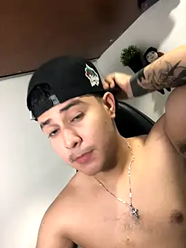 Snapshot of loki32men chatting on November 1, 2025, 5:31 am loki32men online show from November 1, 2025, 5:31 am