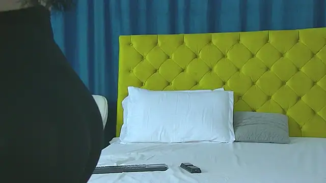 Snapshot of RubyHills chatting on February 7, 2026, 5:11 am RubyHills online show from February 7, 2026, 5:11 am