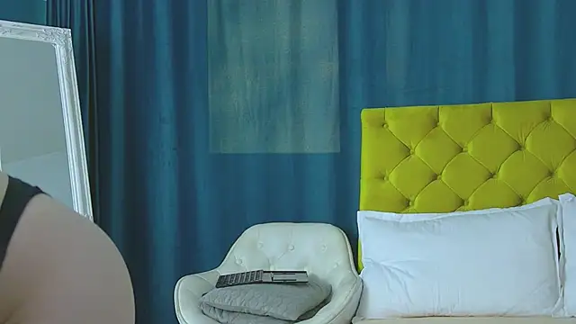 Snapshot of RubyHills chatting on March 12, 2026, 5:13 am RubyHills online show from March 12, 2026, 5:13 am