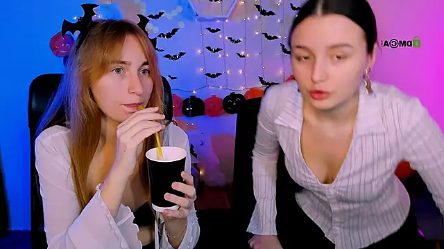 leslie bird online show from October 30, 2025, 11:11 am