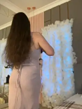 Snapshot of GabiBatista chatting on February 8, 2026, 5:22 am GabiBatista online show from February 8, 2026, 5:22 am