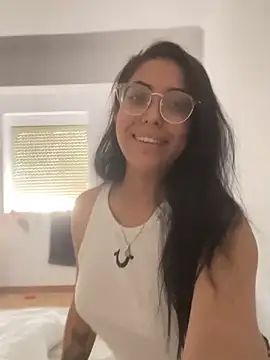 Snapshot of Lana18_lee1 chatting on September 25, 2025, 2:10 pm Lana18 lee1 online show from September 25, 2025, 2:10 pm