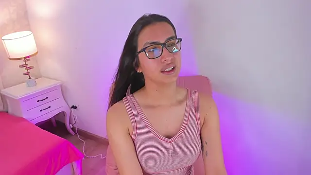 cherrylady 02 online show from February 14, 2026, 1:19 pm