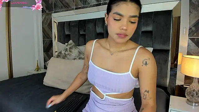 NaylaGrey online show from February 19, 2026, 11:39 am