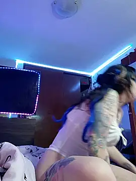 pinklajokr online show from February 26, 2026, 7:02 pm