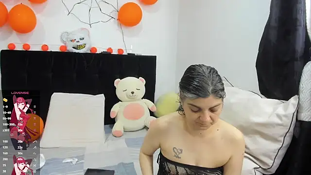 Yin yang hot online show from October 25, 2025, 11:43 pm