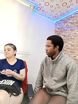 Yin yang hot online show from November 29, 2025, 4:54 pm