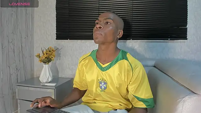 Snapshot of george_lance chatting on October 1, 2025, 2:50 am george lance online show from October 1, 2025, 2:50 am