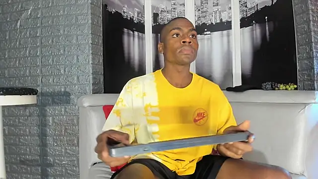 Snapshot of george_lance chatting on October 12, 2025, 3:16 am george lance online show from October 12, 2025, 3:16 am