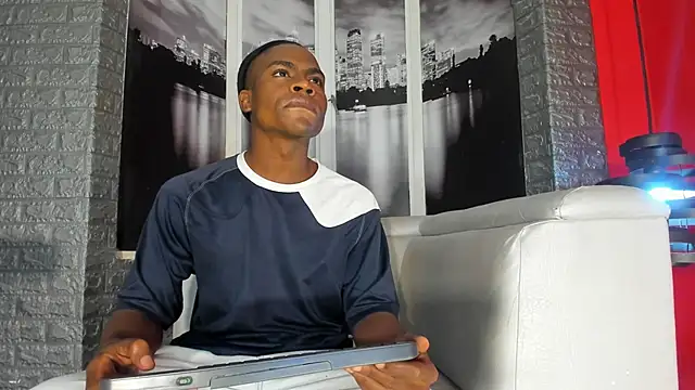 Snapshot of george_lance chatting on October 16, 2025, 3:51 am george lance online show from October 16, 2025, 3:51 am