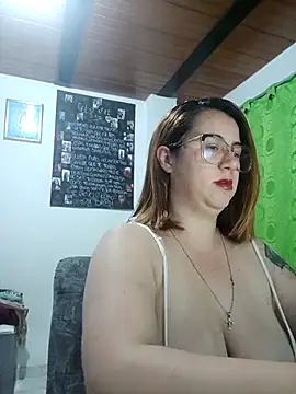 Venenodulce online show from October 11, 2025, 3:17 am