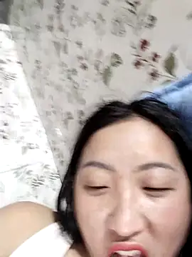 zhen-zo online show from February 18, 2026, 12:50 am