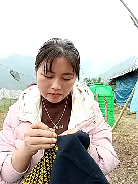 Snapshot of buddy-sexy chatting on January 9, 2026, 1:52 am buddy-sexy online show from January 9, 2026, 1:52 am