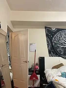 sexybriiiixoxo online show from March 1, 2026, 4:47 am