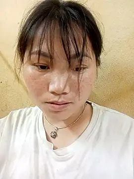 min-xinh online show from April 12, 2026, 2:11 pm