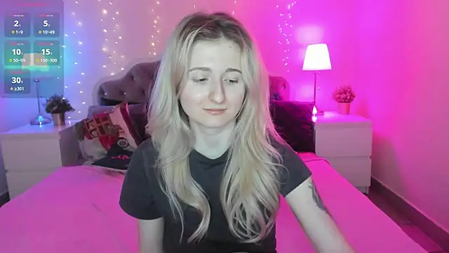 CamillaDreamer online show from January 13, 2026, 6:13 pm