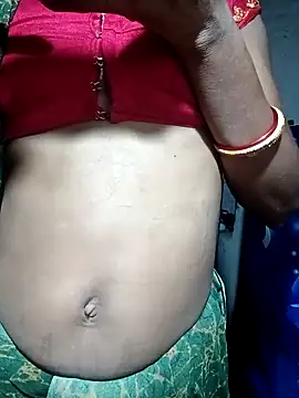 Snapshot of Lona2525 chatting on October 13, 2025, 3:56 pm Lona2525 online show from October 13, 2025, 3:56 pm