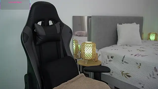 Snapshot of Angel_danm_Pati chatting on March 13, 2026, 10:44 am Angel danm Pati online show from March 13, 2026, 10:44 am